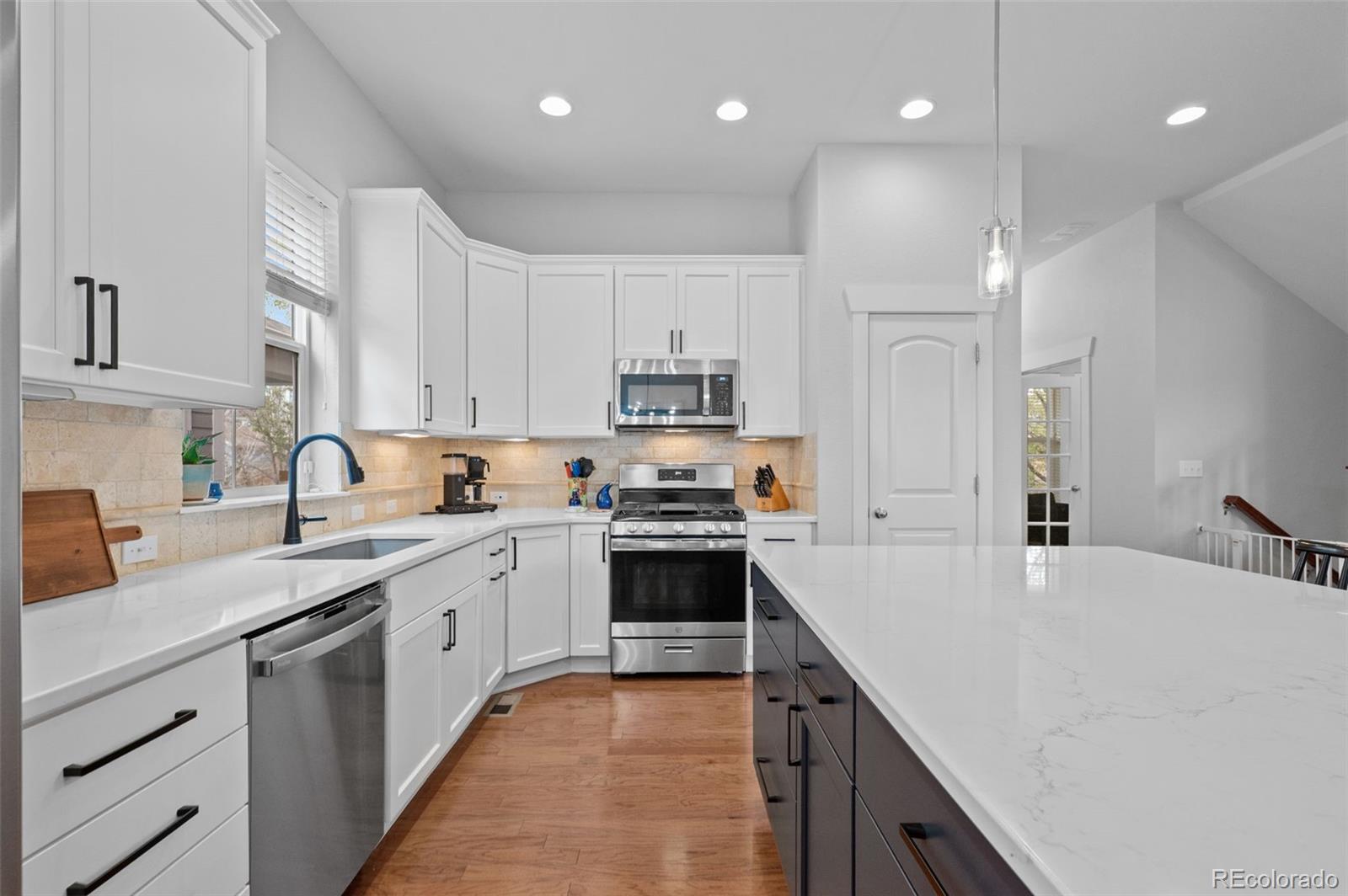 MLS Image #6 for 3031  trenton street,denver, Colorado
