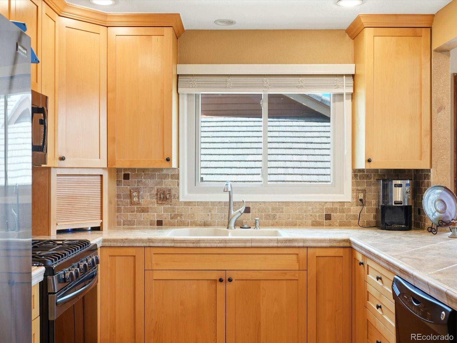 MLS Image #9 for 16082  deer ridge drive,morrison, Colorado