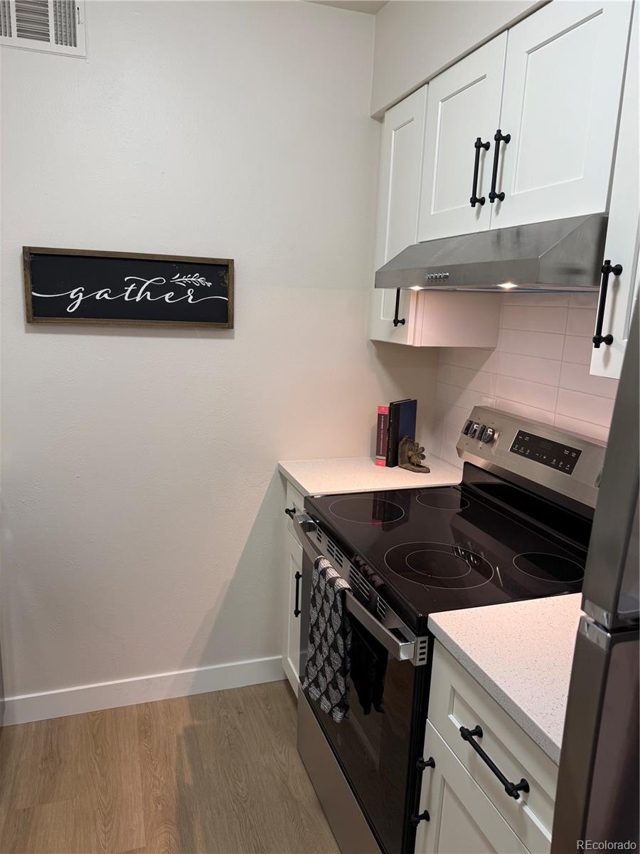 MLS Image #10 for 3663 s sheridan boulevard,denver, Colorado