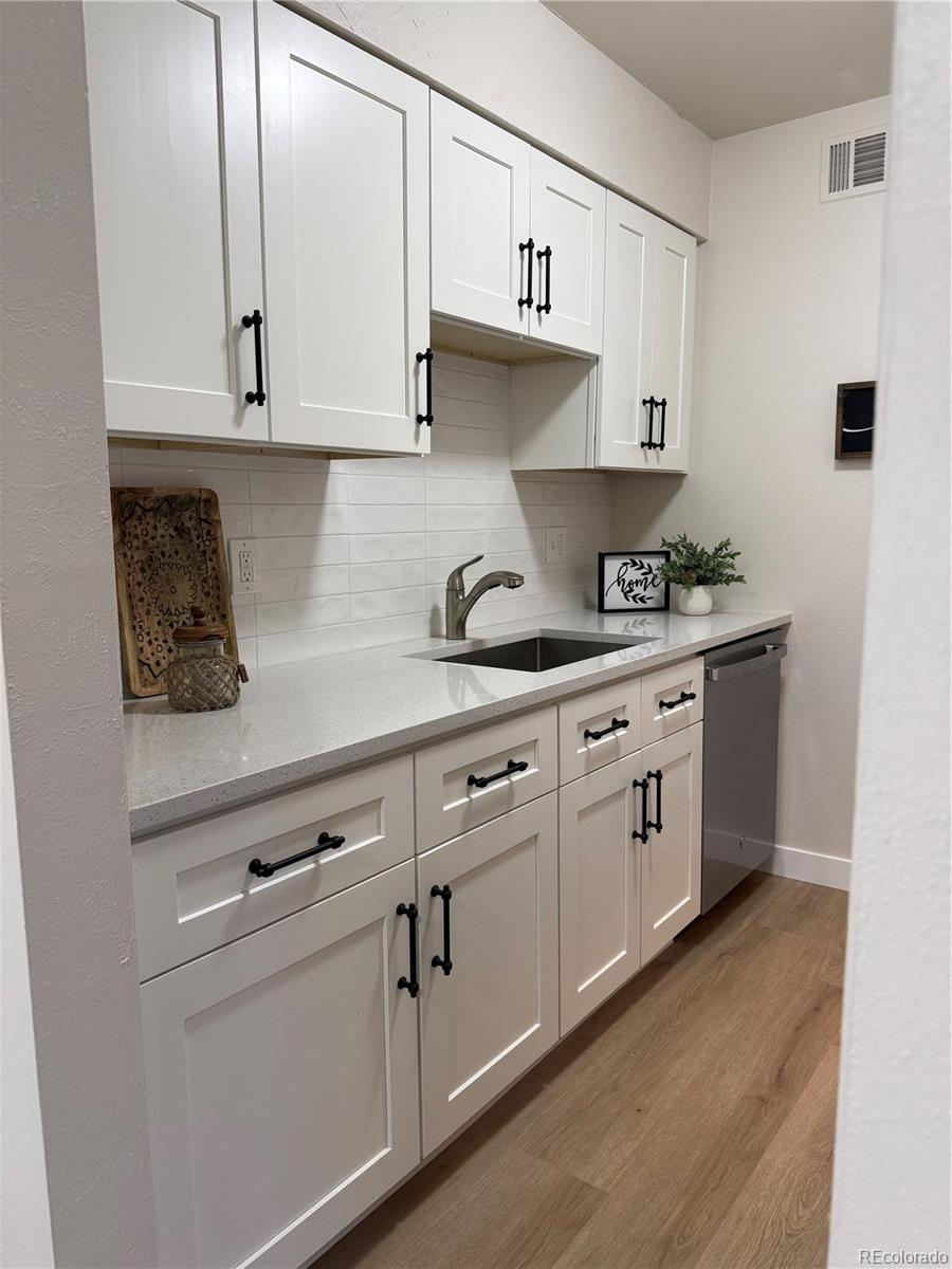 MLS Image #7 for 3663 s sheridan boulevard,denver, Colorado