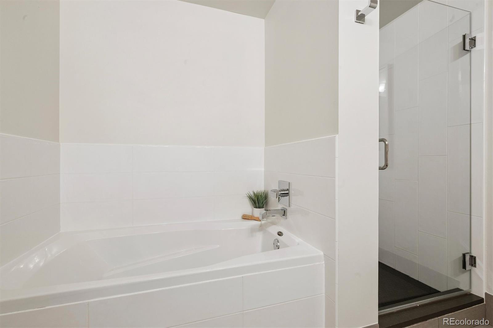 MLS Image #12 for 335  detroit street 303,denver, Colorado