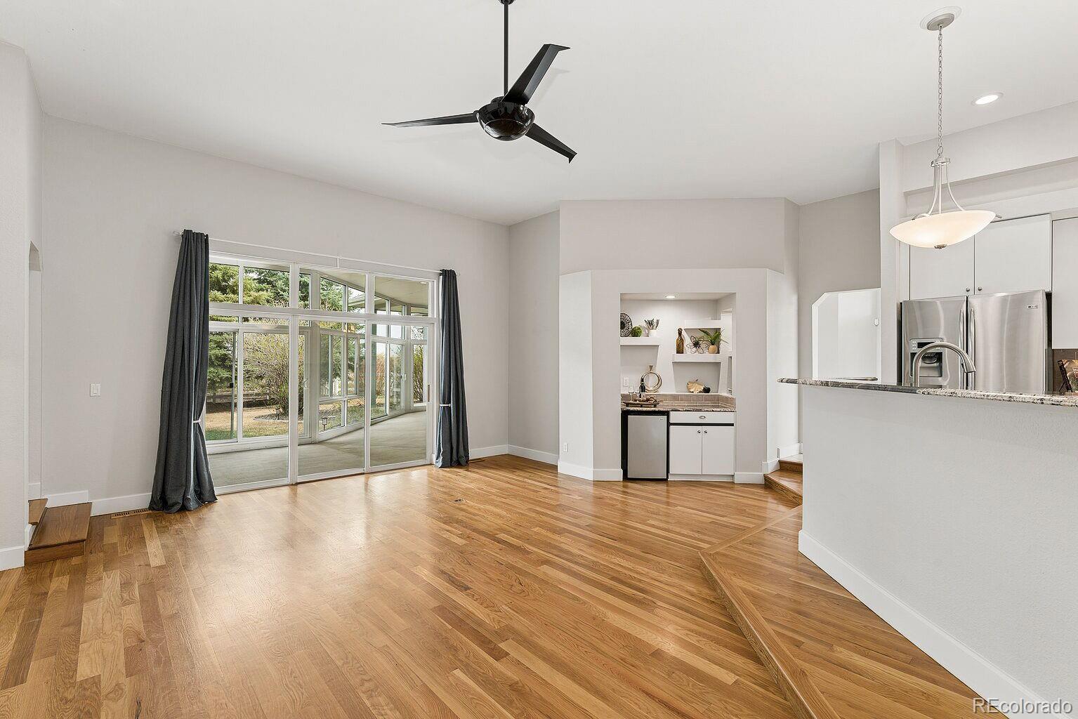 MLS Image #10 for 107  blue heron court,mead, Colorado