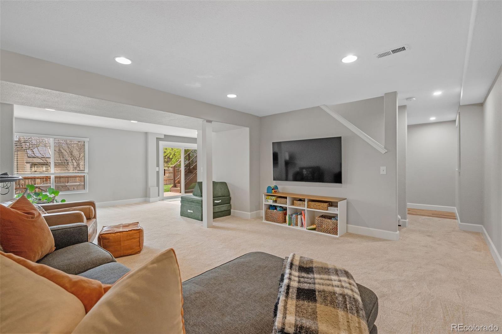 MLS Image #28 for 9272 s crestmore way,highlands ranch, Colorado