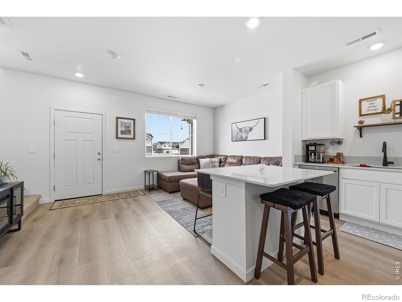 MLS Image #6 for 438  mountain bluebird drive,johnstown, Colorado