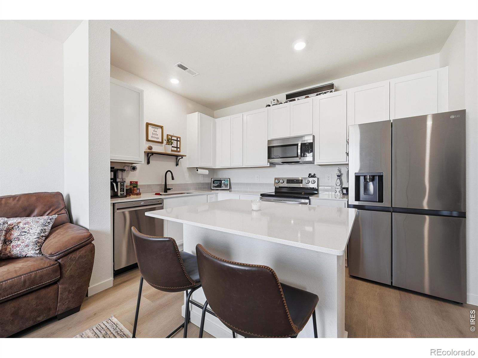 MLS Image #8 for 438  mountain bluebird drive,johnstown, Colorado