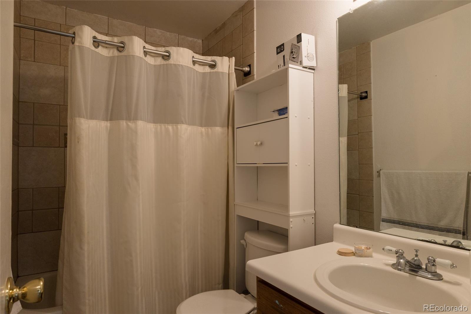 MLS Image #16 for 5621 s ireland street,centennial, Colorado