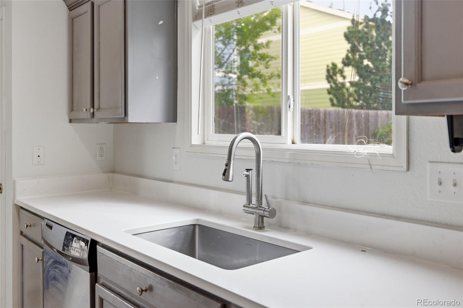 MLS Image #11 for 10598  forester place,longmont, Colorado