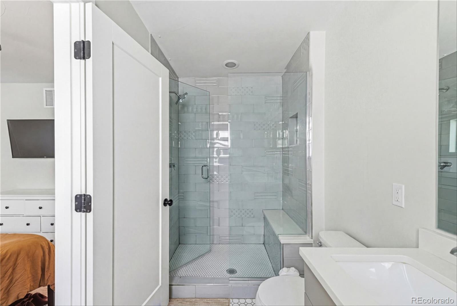 MLS Image #15 for 2188 s birch street,denver, Colorado