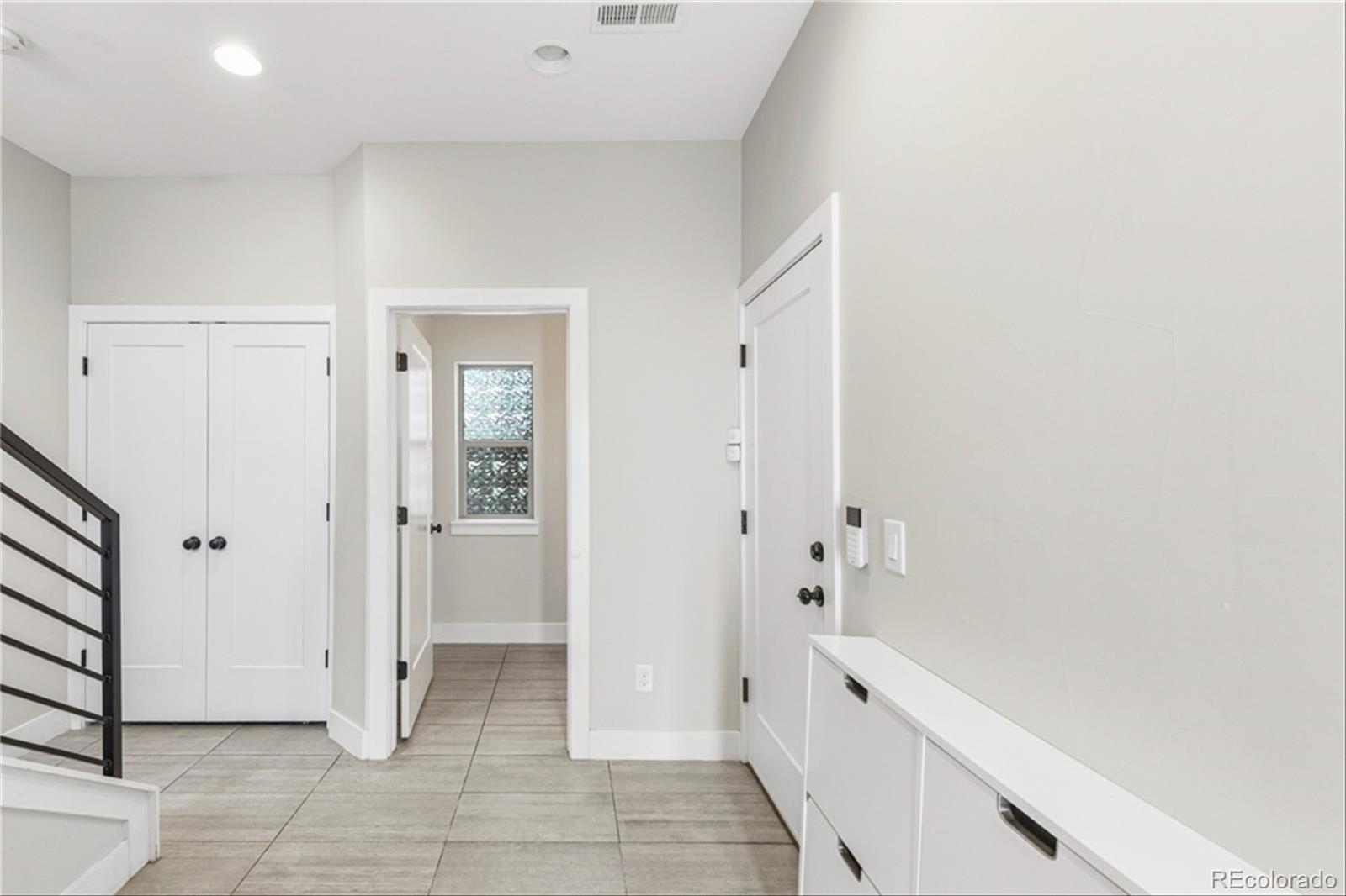 MLS Image #4 for 2188 s birch street,denver, Colorado