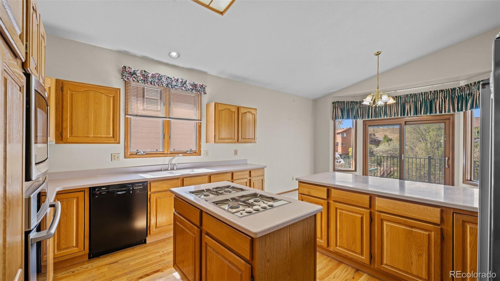 MLS Image #19 for 775  tamarron drive,colorado springs, Colorado