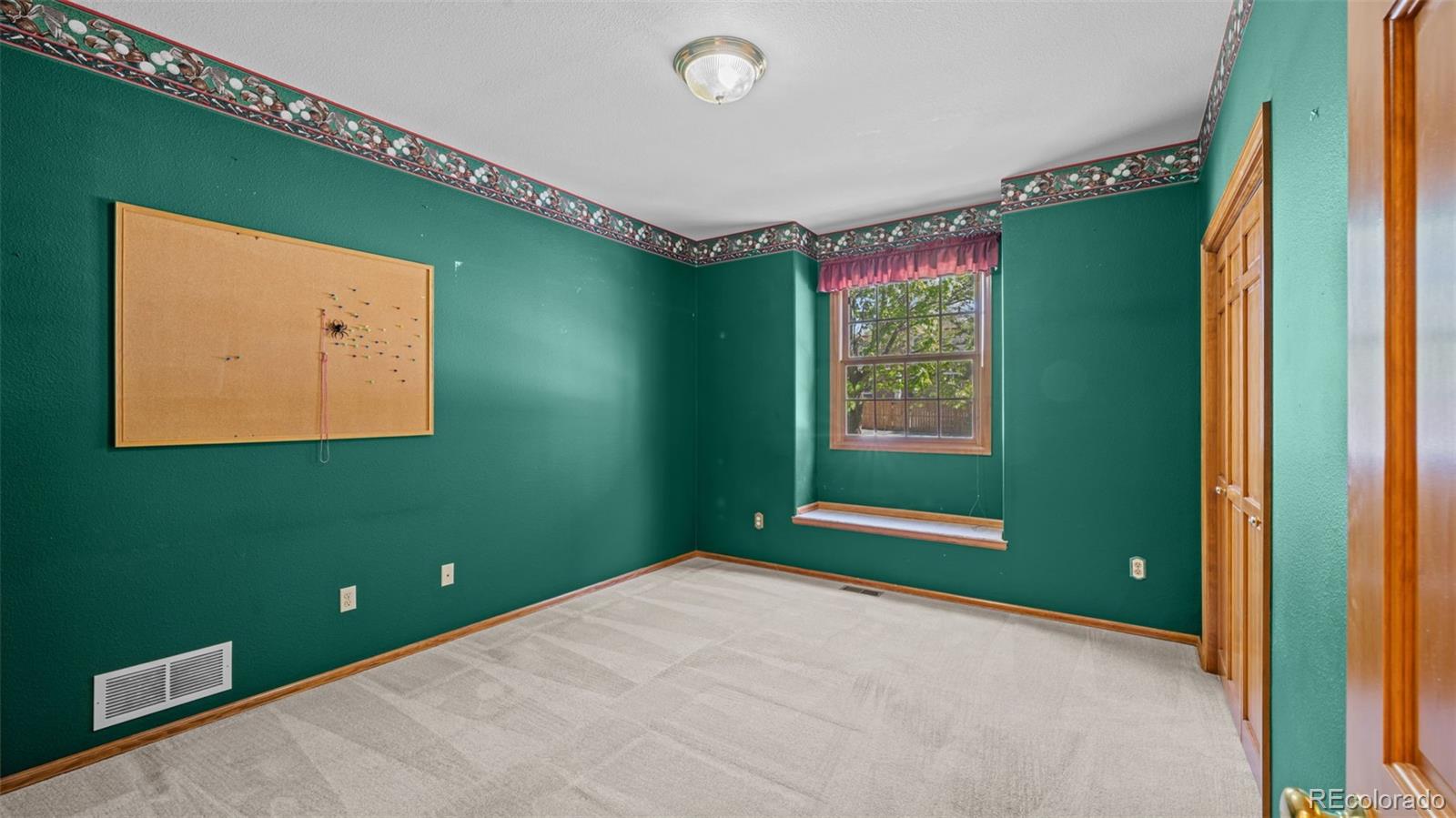 MLS Image #5 for 775  tamarron drive,colorado springs, Colorado