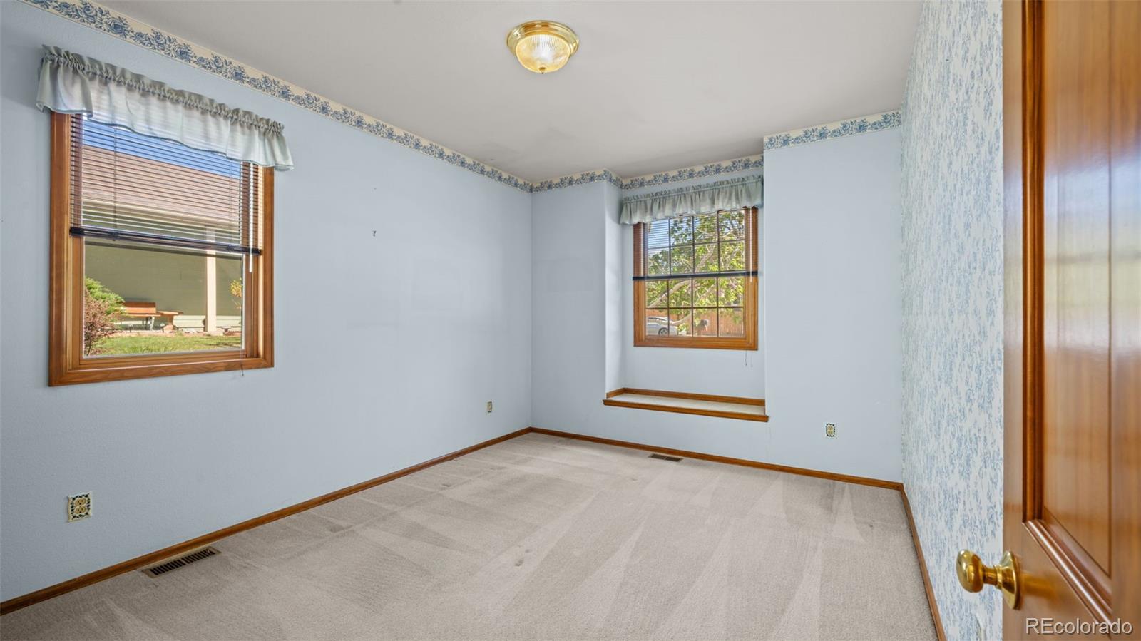 MLS Image #6 for 775  tamarron drive,colorado springs, Colorado