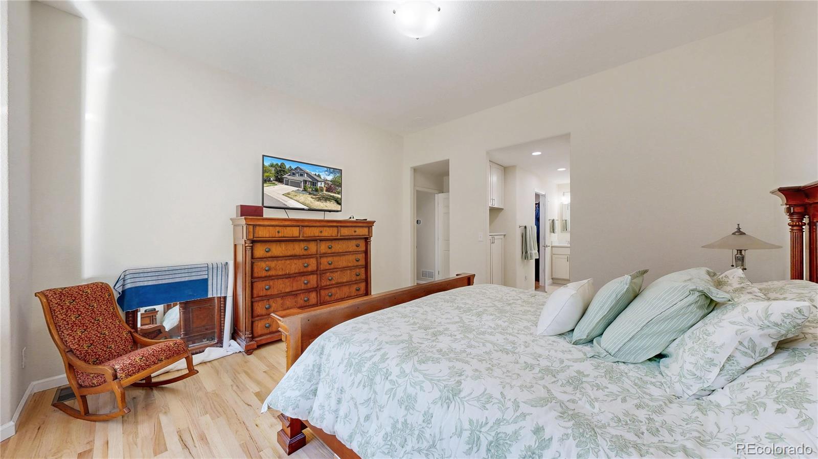 MLS Image #16 for 7696 s hudson way,centennial, Colorado