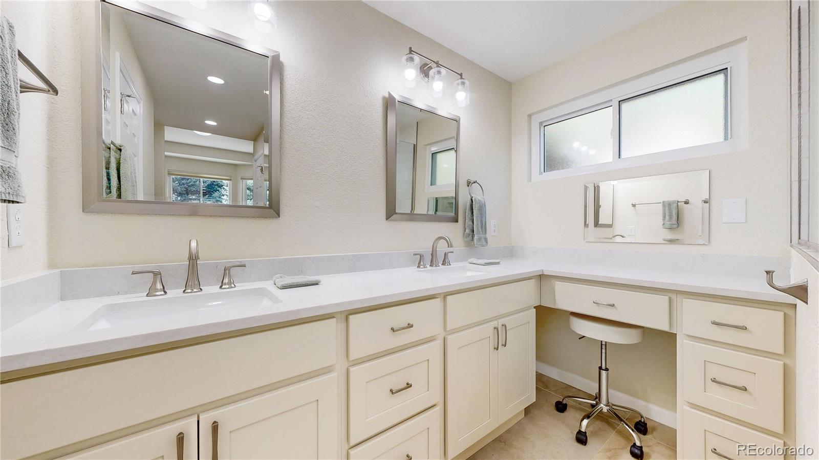 MLS Image #18 for 7696 s hudson way,centennial, Colorado