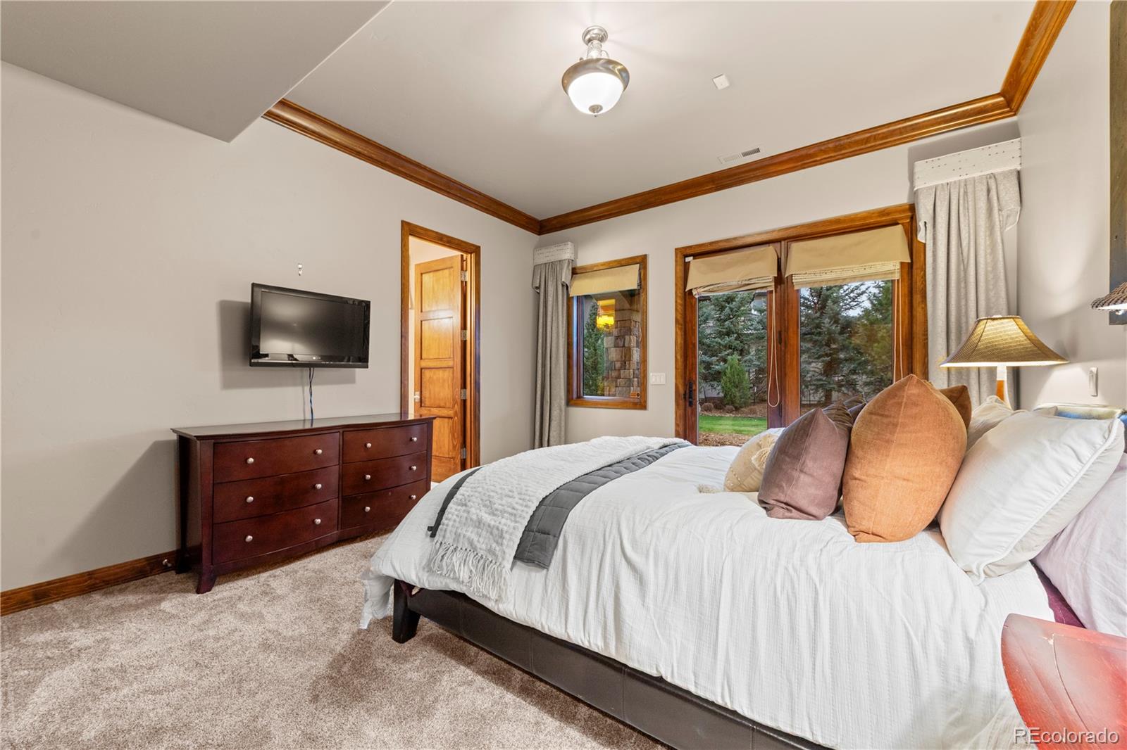 MLS Image #33 for 2217  rainbows end point,colorado springs, Colorado