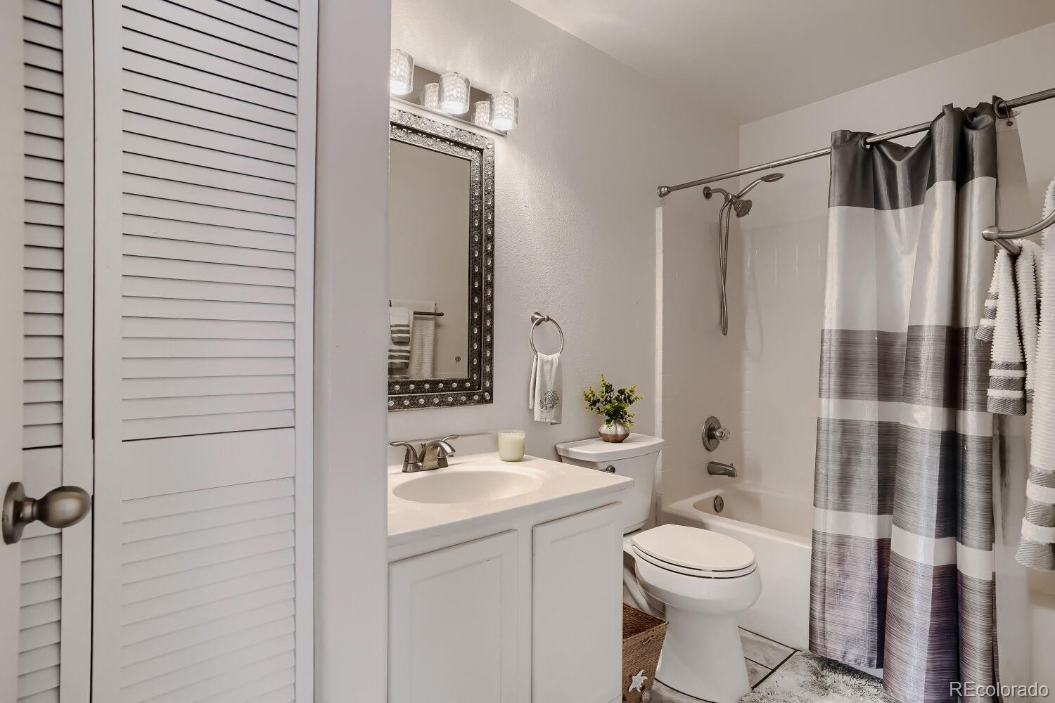 MLS Image #17 for 8437  thunder ridge way,highlands ranch, Colorado