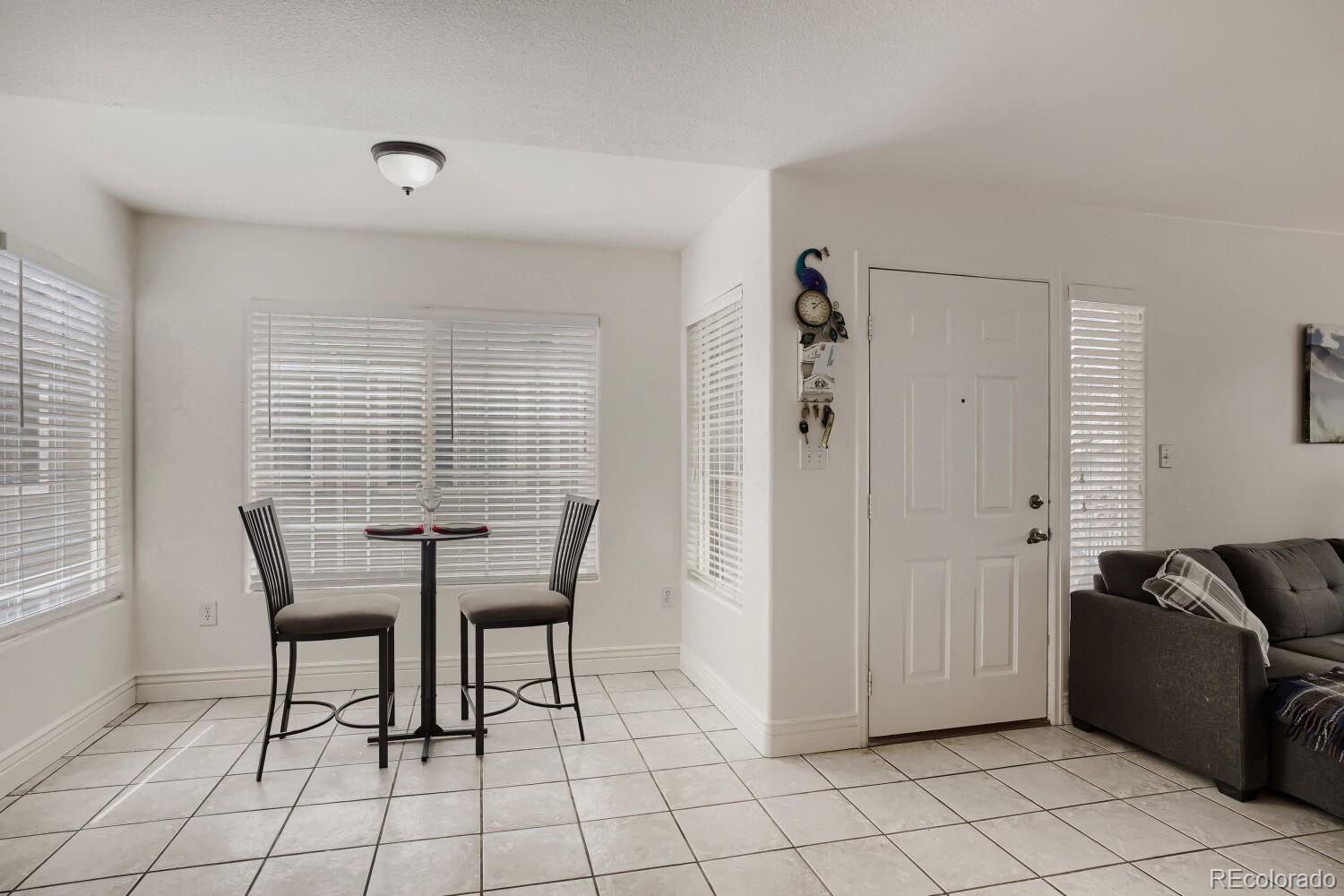 MLS Image #7 for 8437  thunder ridge way,highlands ranch, Colorado