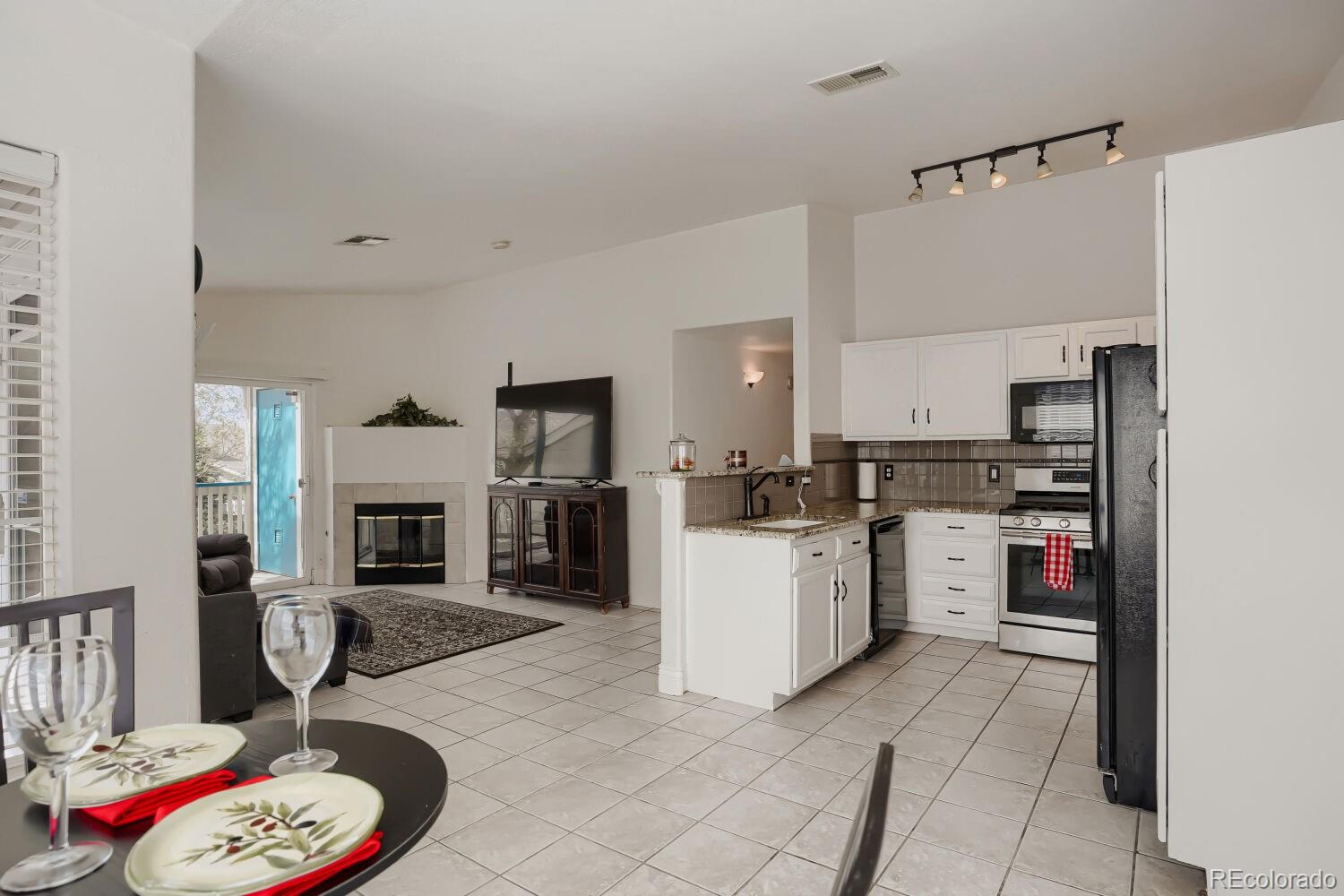 MLS Image #9 for 8437  thunder ridge way,highlands ranch, Colorado