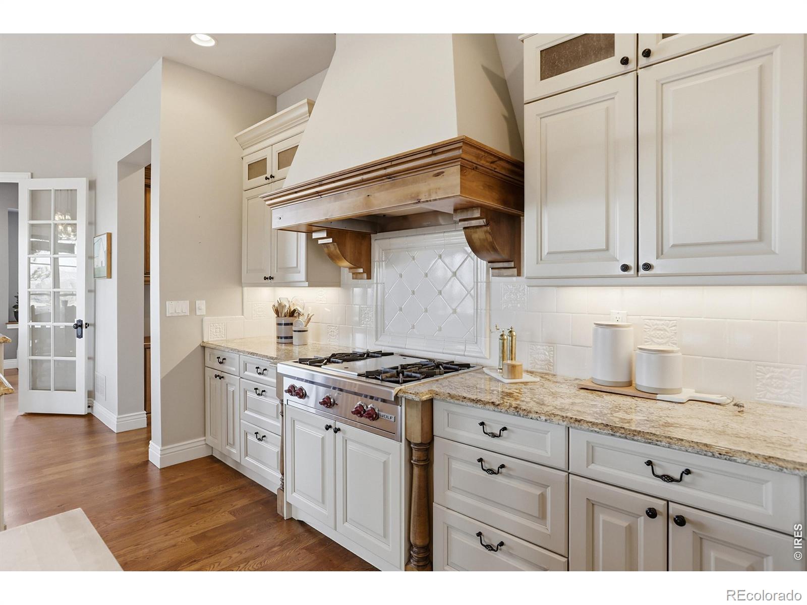 MLS Image #10 for 2842  shoshone trail,lafayette, Colorado