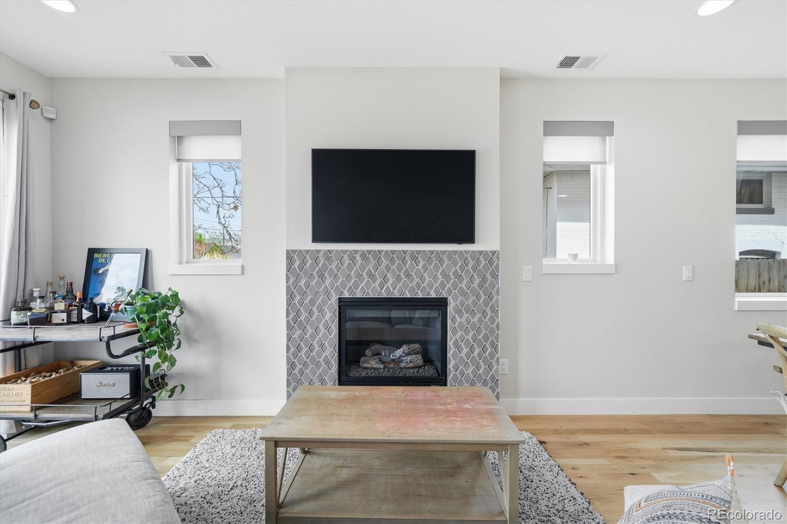 MLS Image #11 for 4355 n raleigh street,denver, Colorado