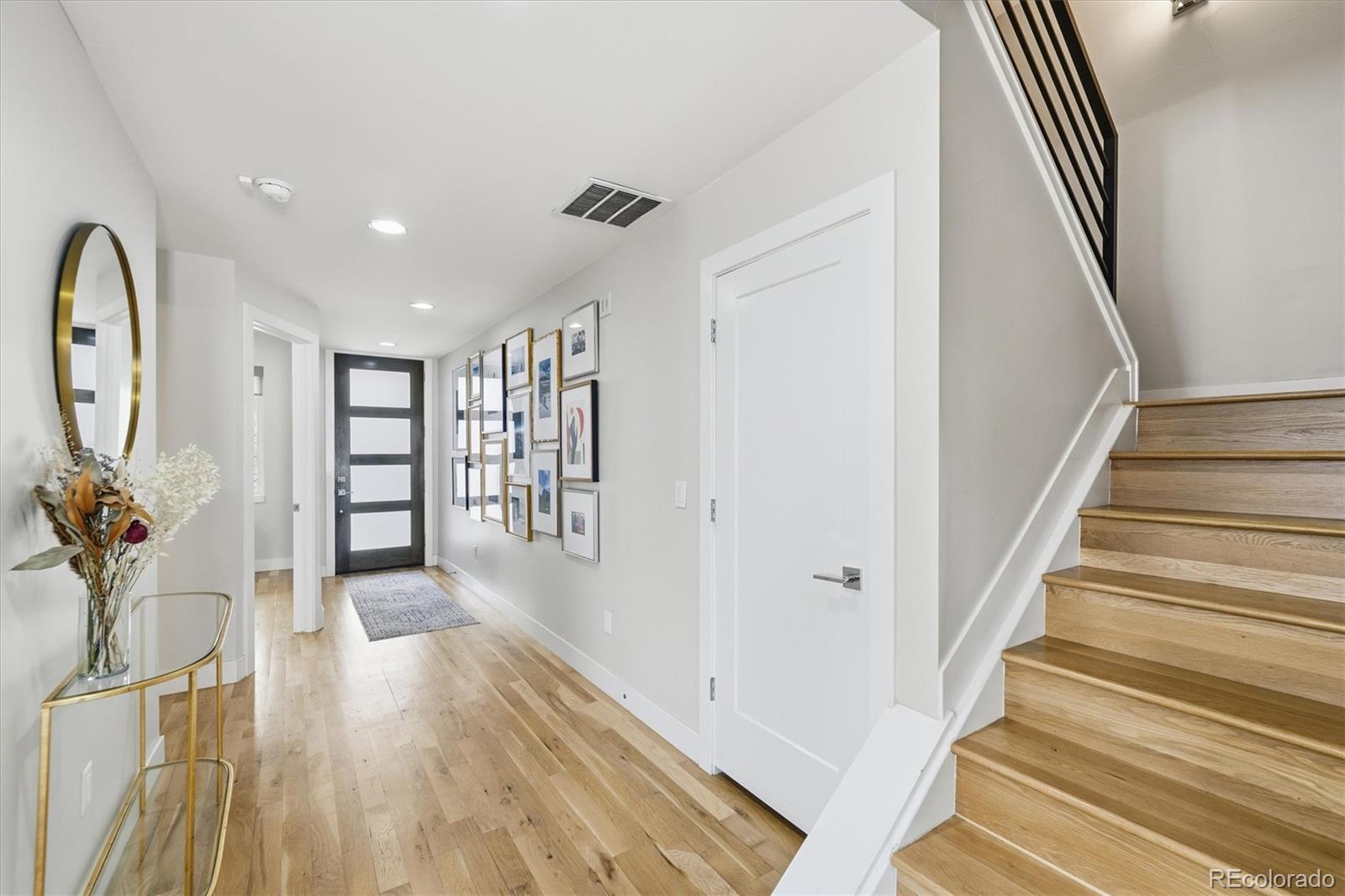 MLS Image #4 for 4355 n raleigh street,denver, Colorado