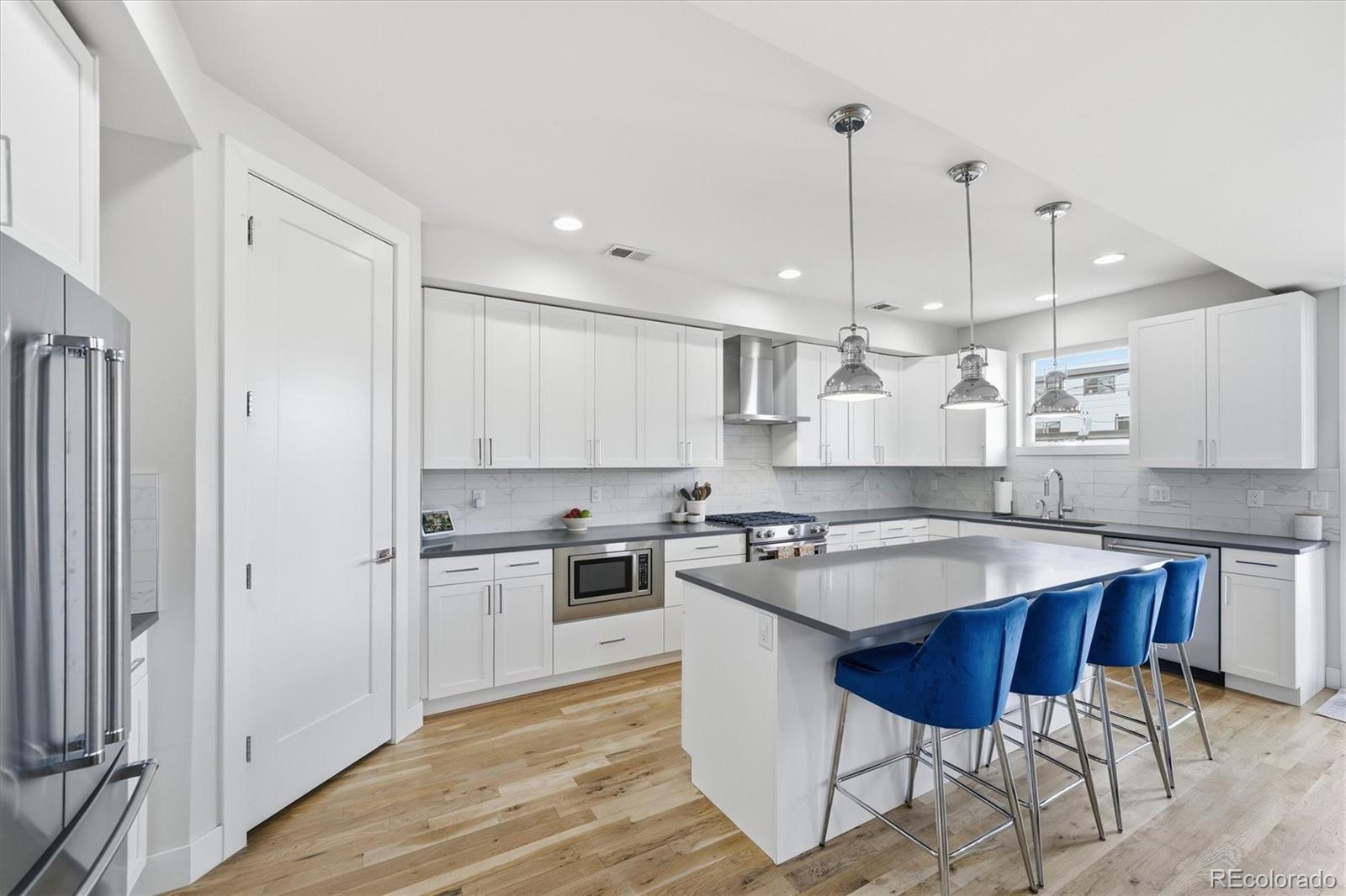 MLS Image #7 for 4355 n raleigh street,denver, Colorado