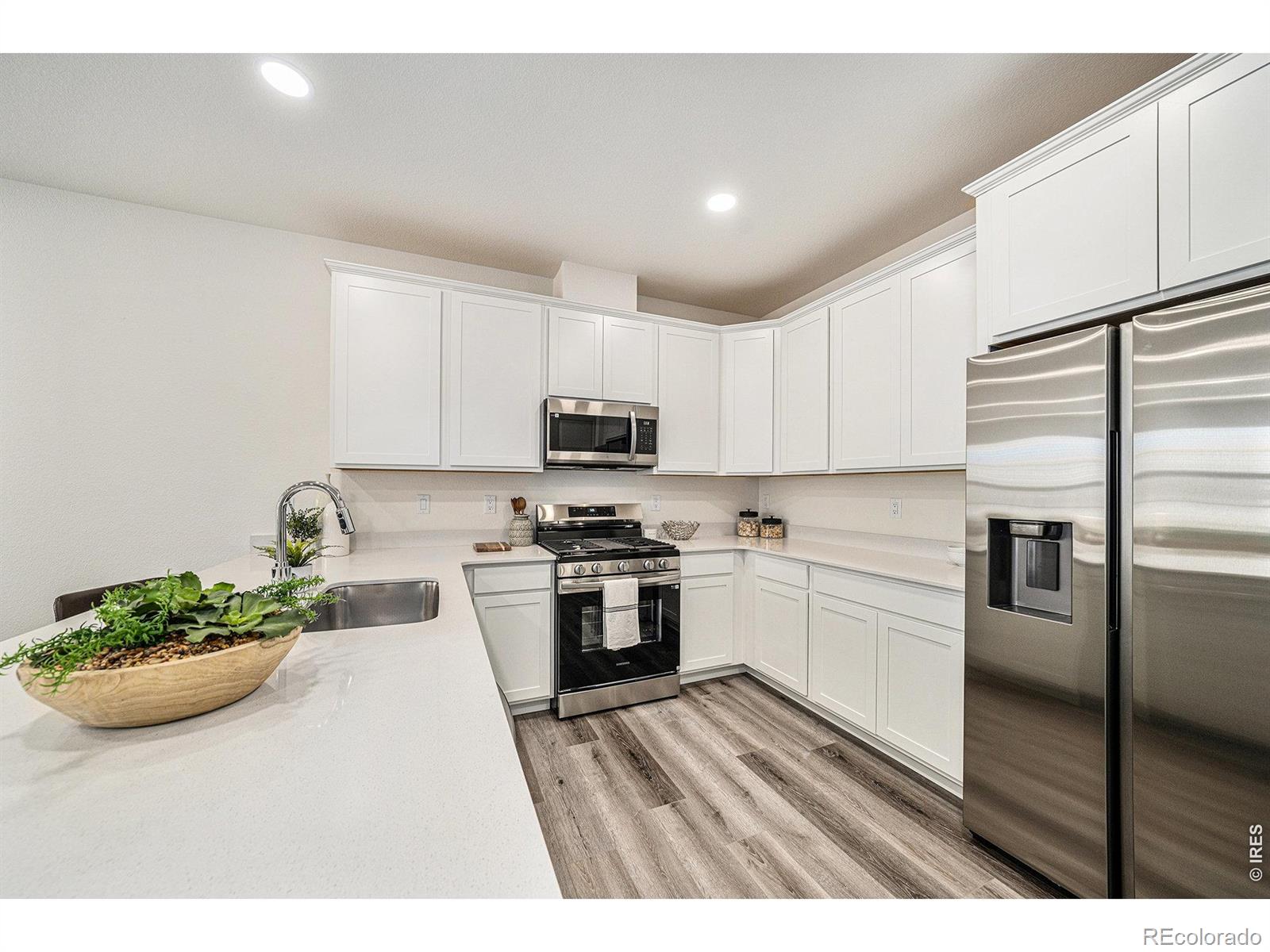 MLS Image #5 for 5073  avon avenue,loveland, Colorado