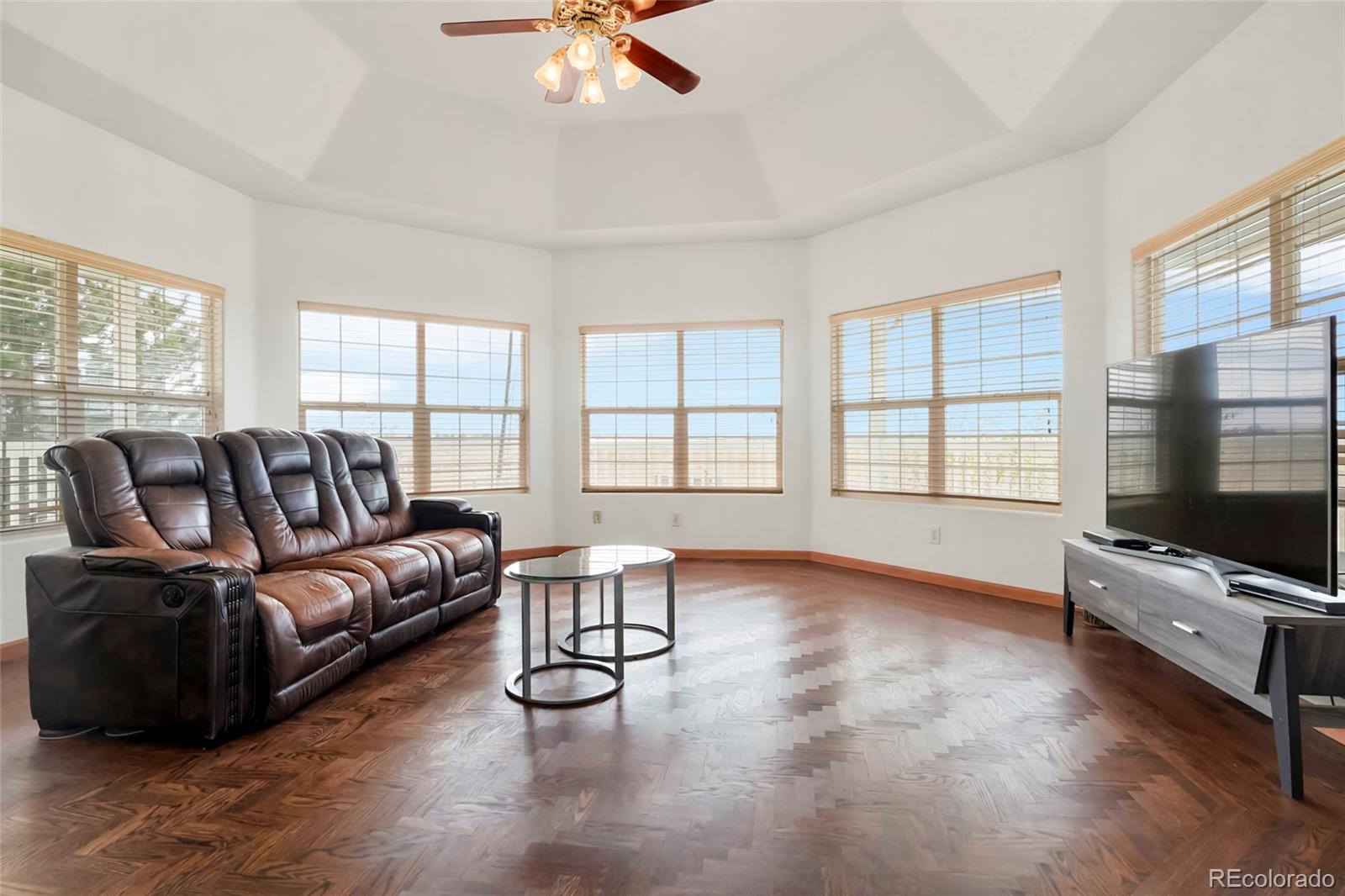 MLS Image #9 for 57443 e geddes avenue,strasburg, Colorado
