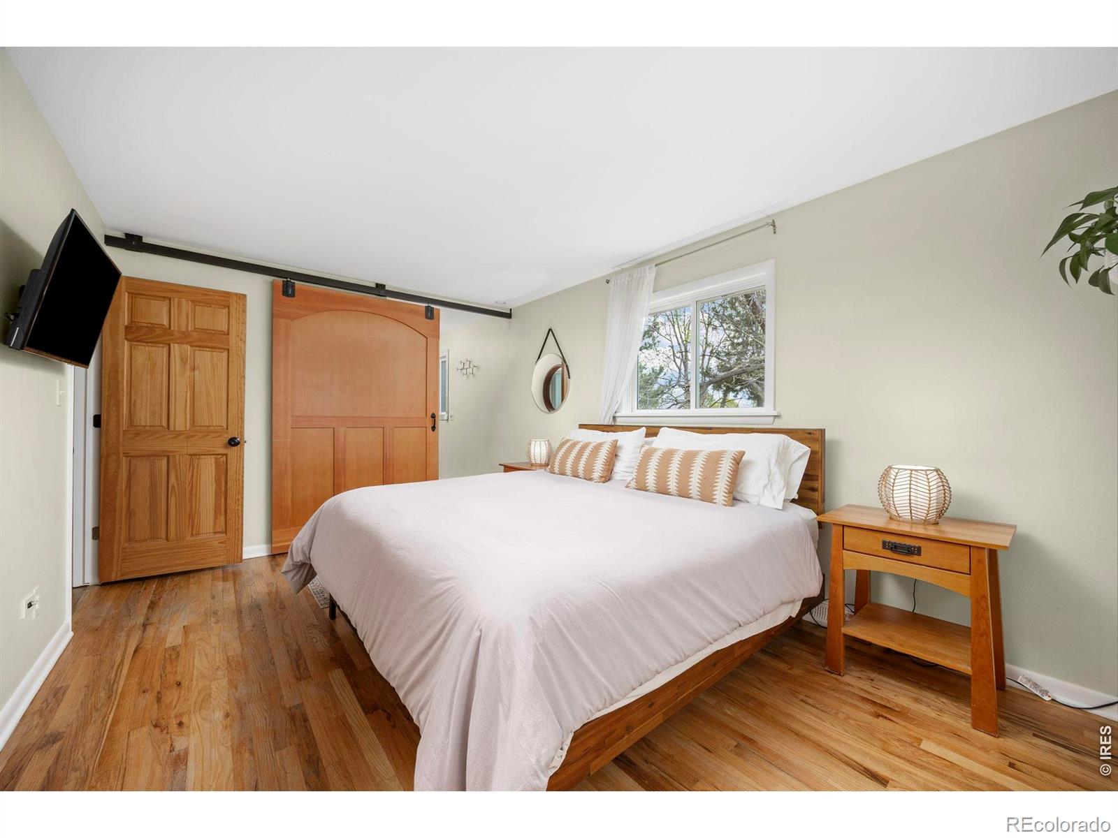MLS Image #16 for 7702  devonshire court,boulder, Colorado