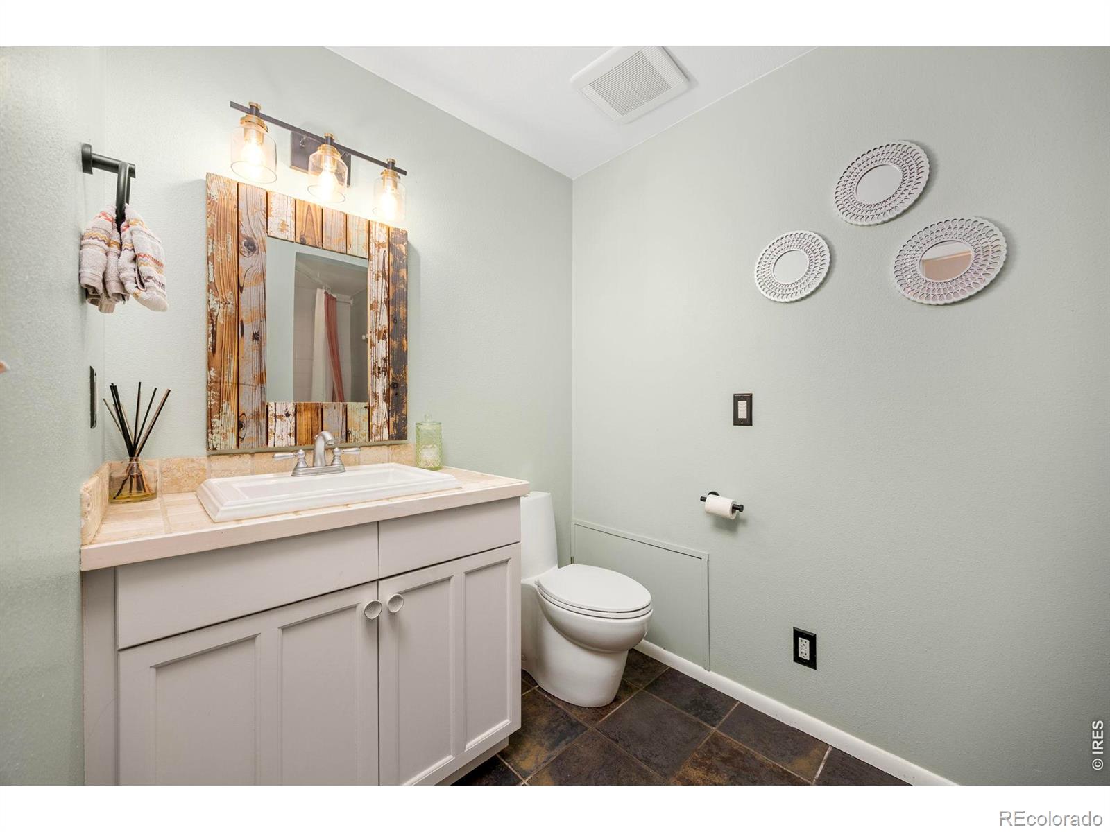 MLS Image #20 for 7702  devonshire court,boulder, Colorado