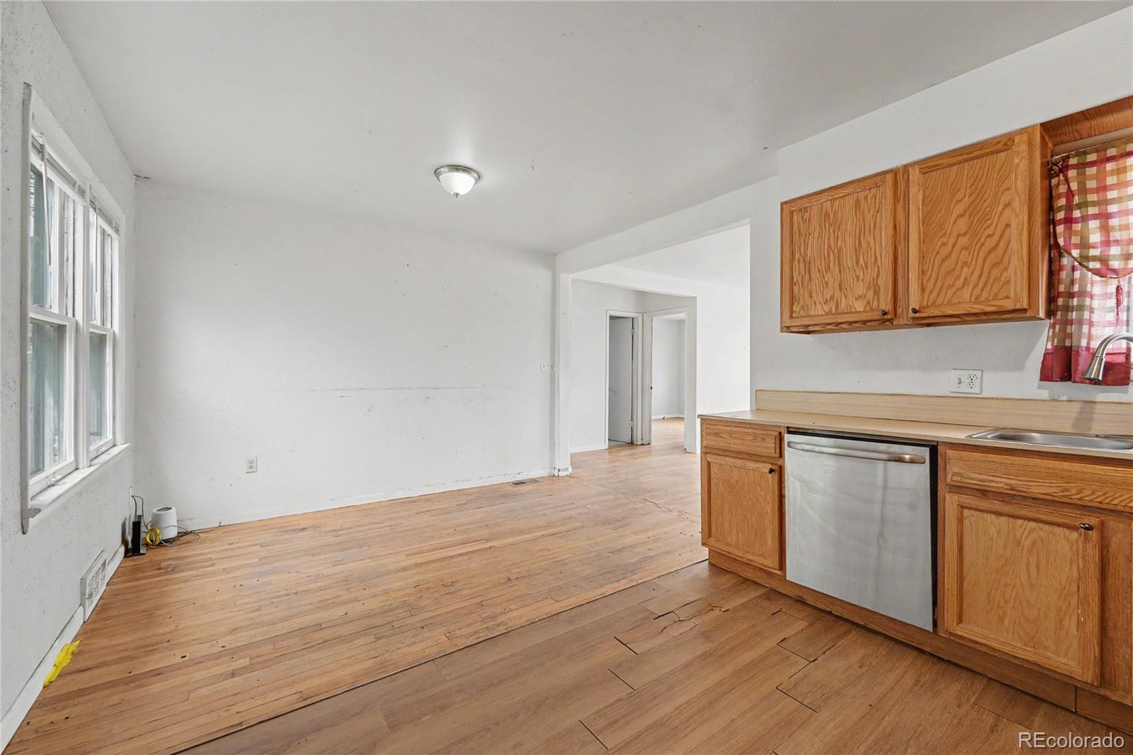 MLS Image #10 for 3420 w tennessee avenue,denver, Colorado