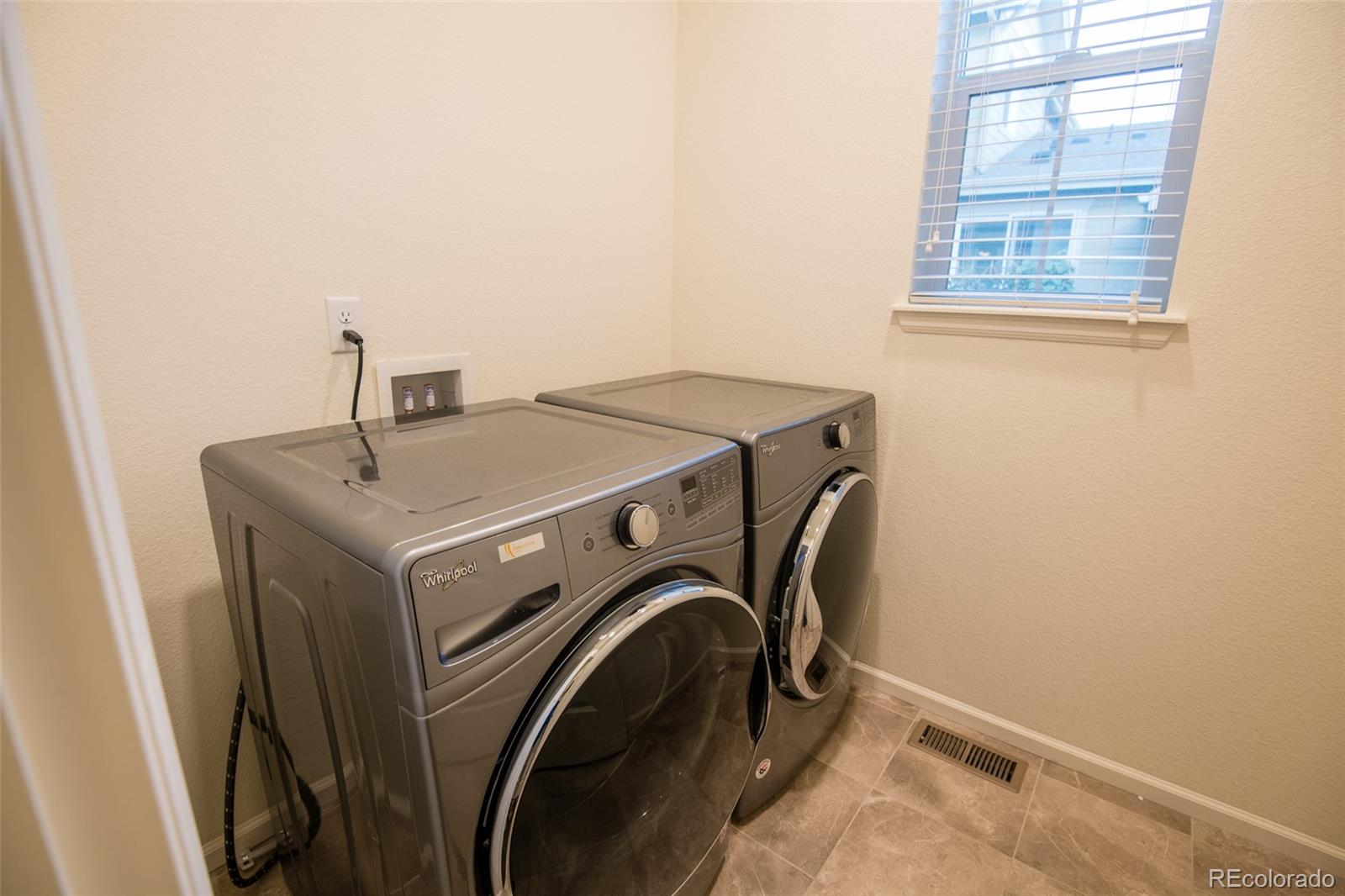 MLS Image #20 for 440  zeppelin way,fort collins, Colorado
