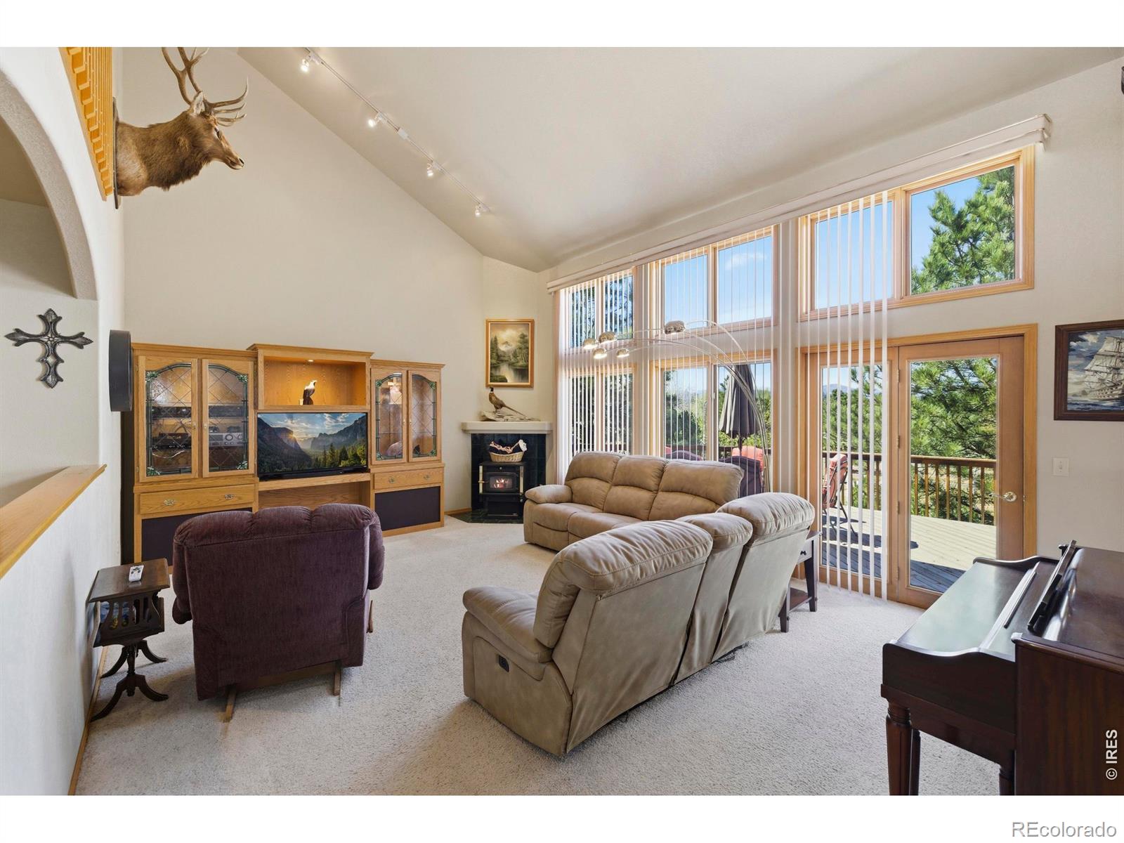 MLS Image #6 for 3363  crest drive,loveland, Colorado