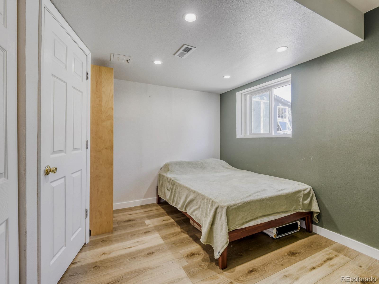 MLS Image #18 for 20765 e buchanan drive,aurora, Colorado