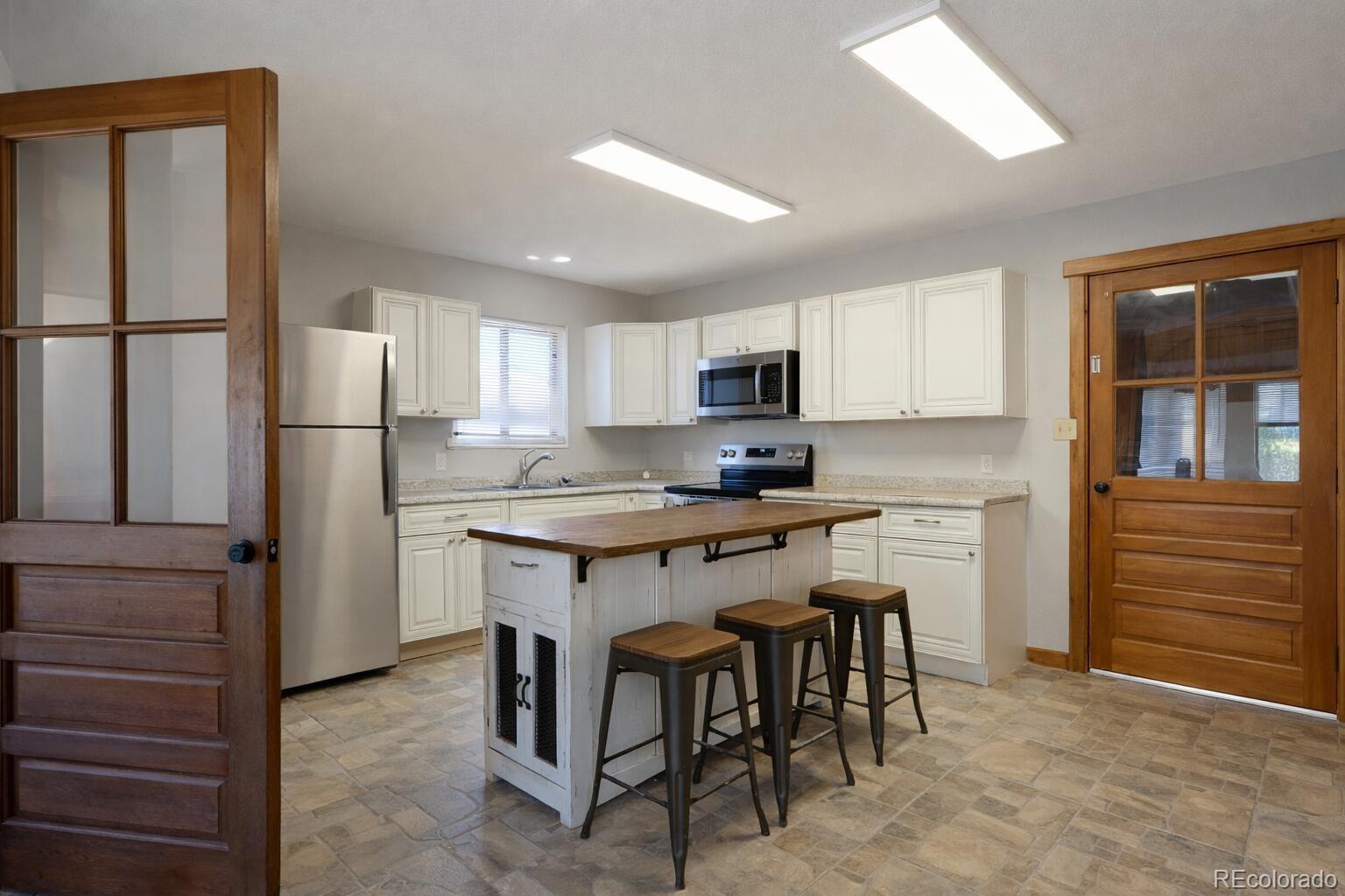 MLS Image #3 for 968  chickasaw drive,walsenburg, Colorado