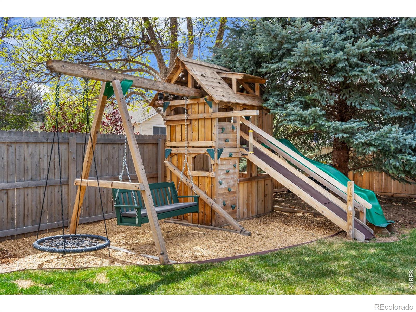 MLS Image #39 for 3507  oak hill court,fort collins, Colorado