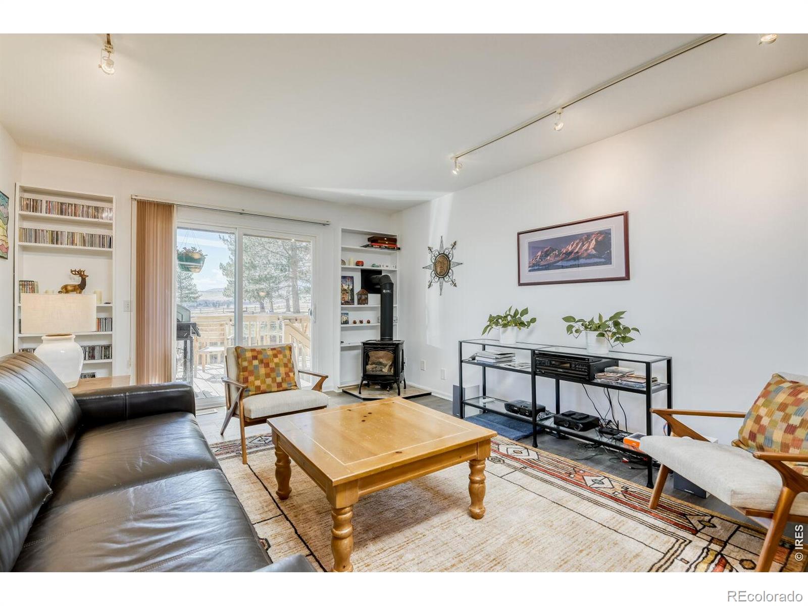 MLS Image #4 for 1566  greenbriar boulevard,boulder, Colorado
