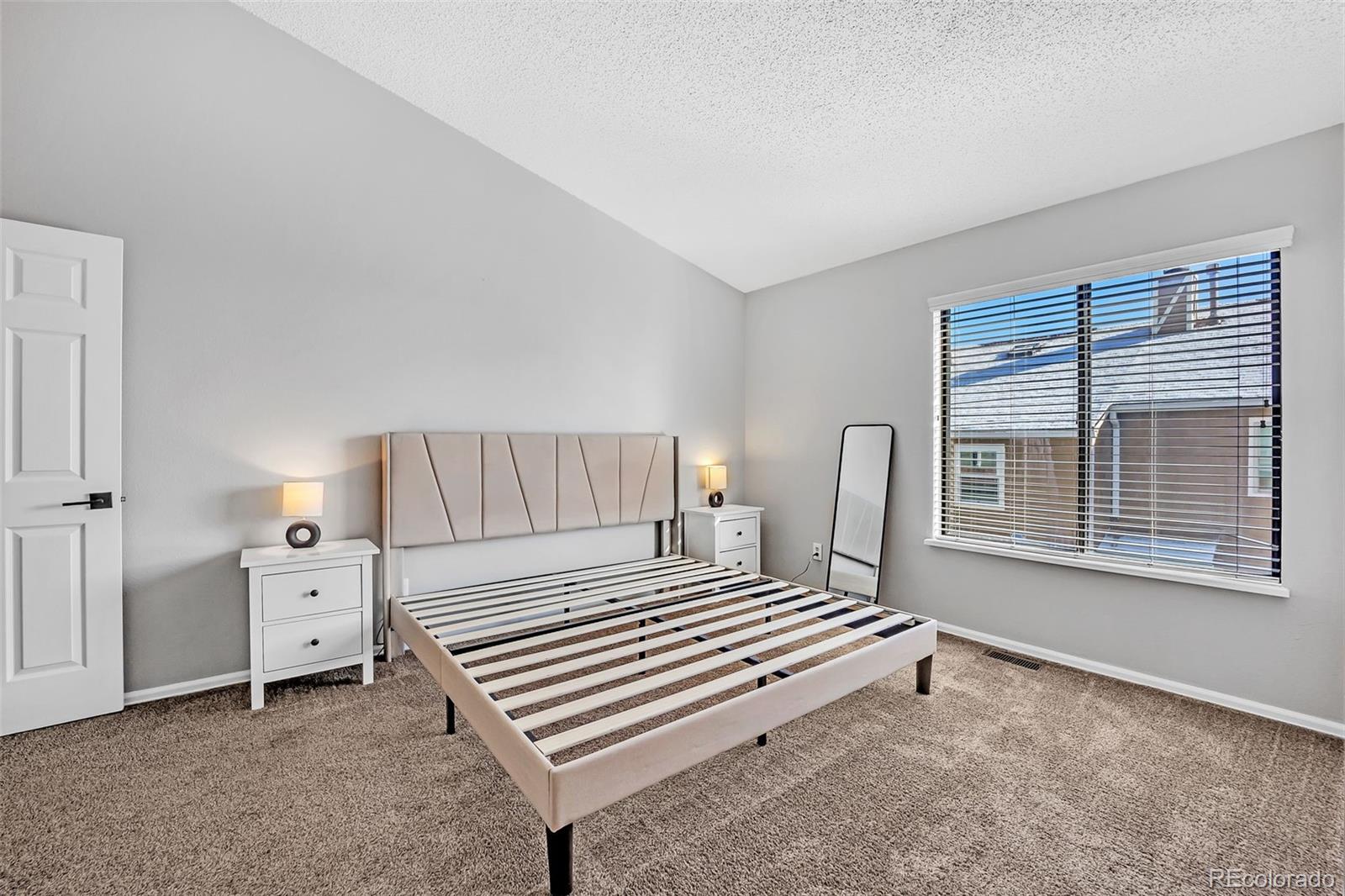 MLS Image #14 for 3921  berkley court,colorado springs, Colorado