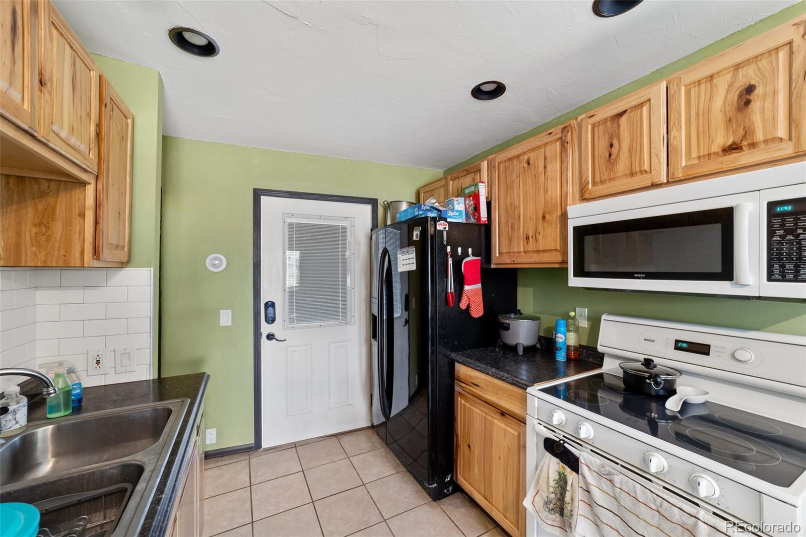MLS Image #26 for 817 e clarion drive,pueblo, Colorado