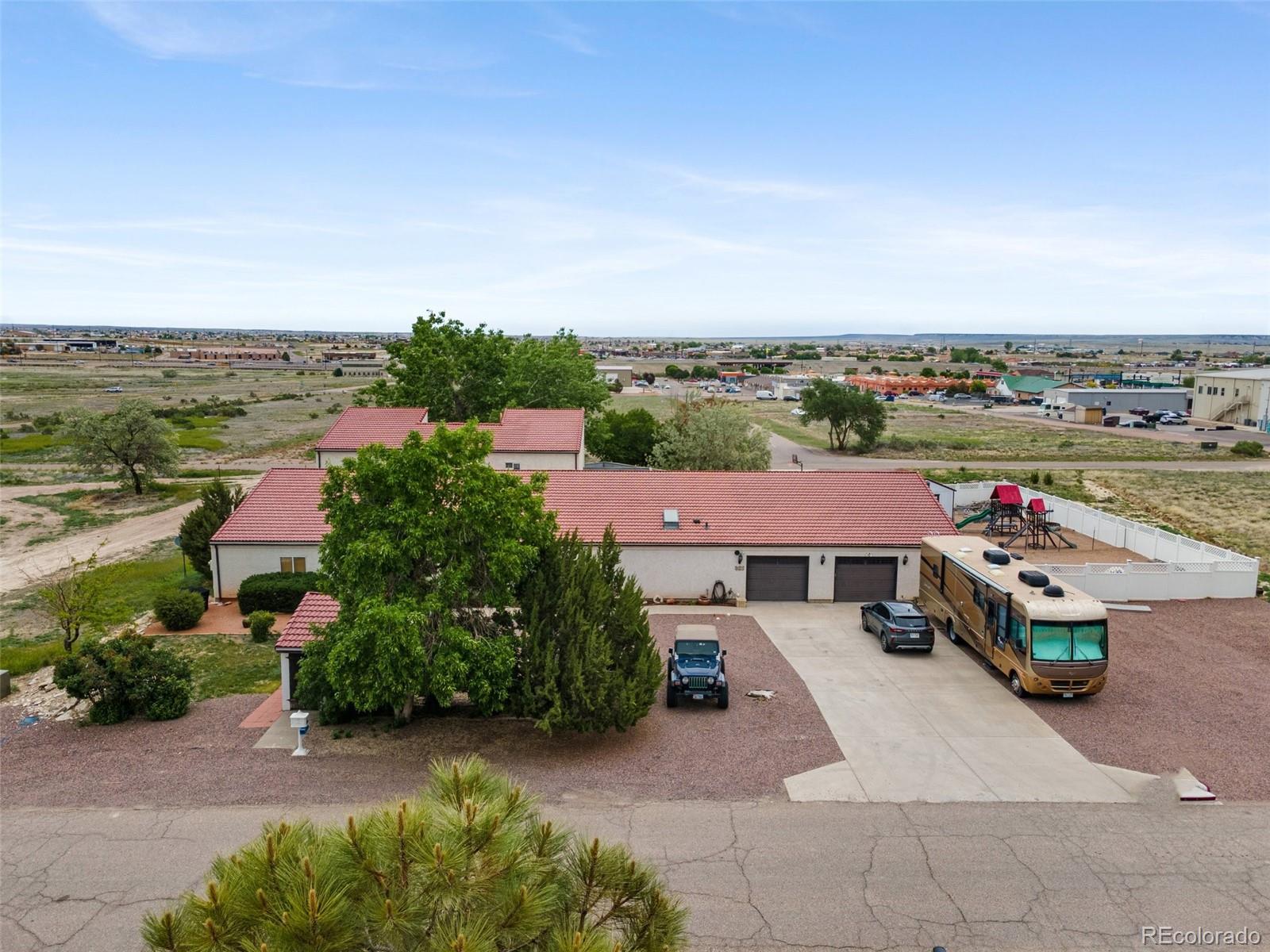 MLS Image #7 for 817 e clarion drive,pueblo, Colorado