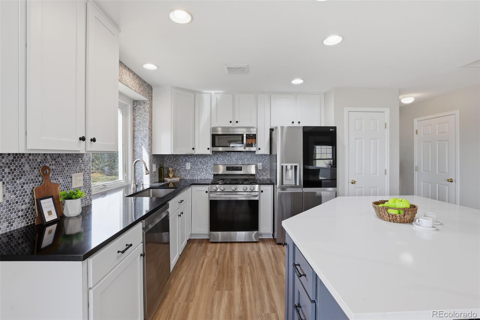 MLS Image #10 for 20085 e dartmouth drive,aurora, Colorado