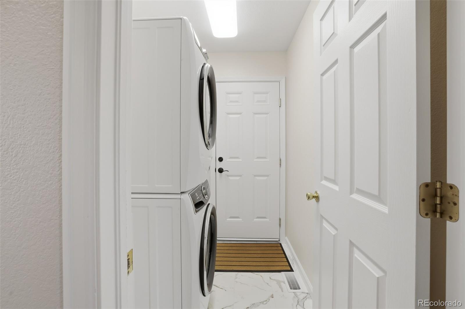 MLS Image #29 for 20085 e dartmouth drive,aurora, Colorado