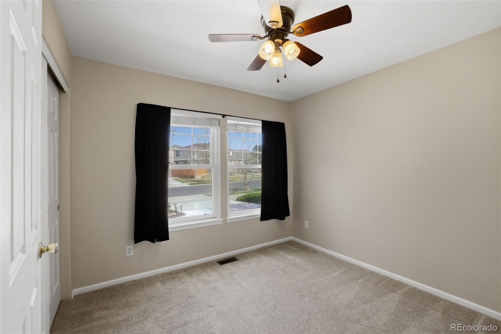 MLS Image #32 for 20085 e dartmouth drive,aurora, Colorado