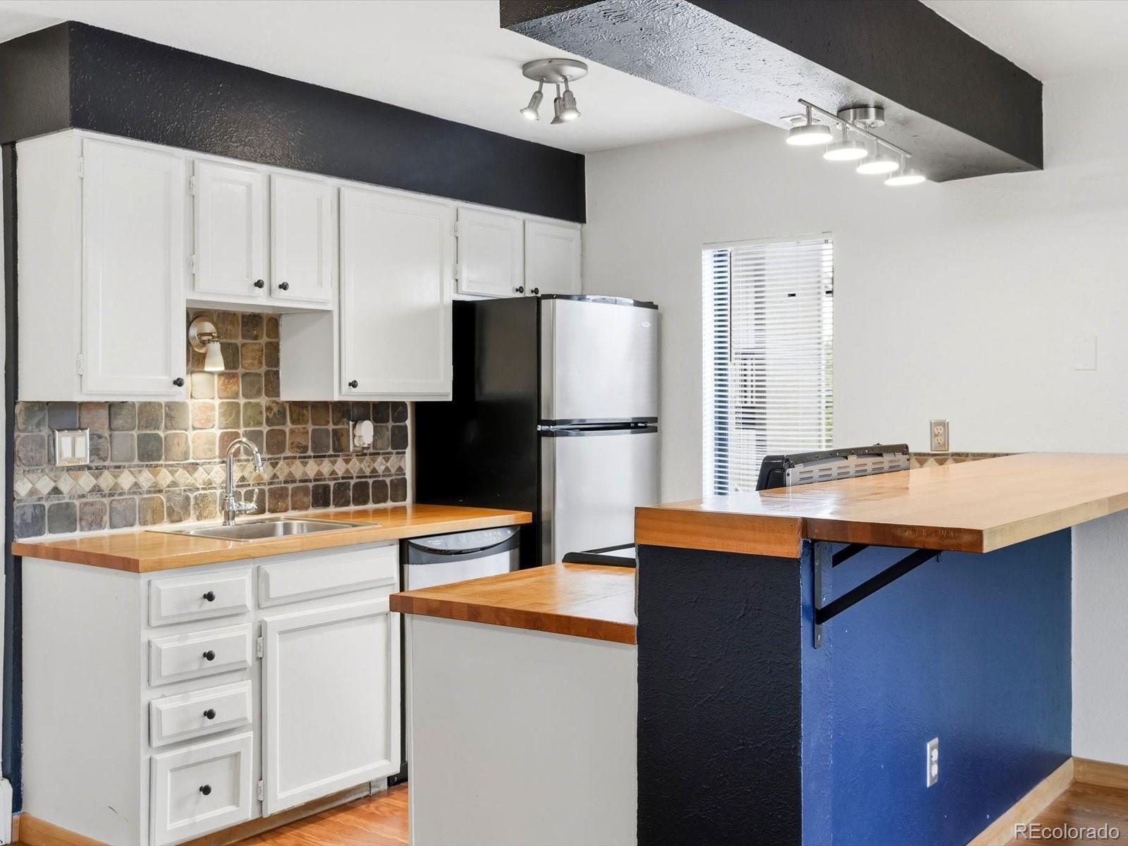 MLS Image #15 for 695  manhattan drive,boulder, Colorado