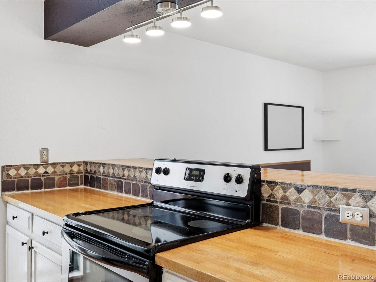 MLS Image #17 for 695  manhattan drive,boulder, Colorado