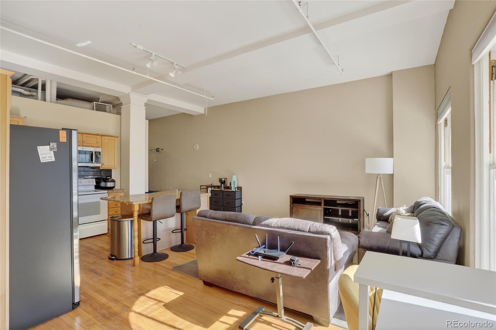MLS Image #10 for 1555  california street 602,denver, Colorado