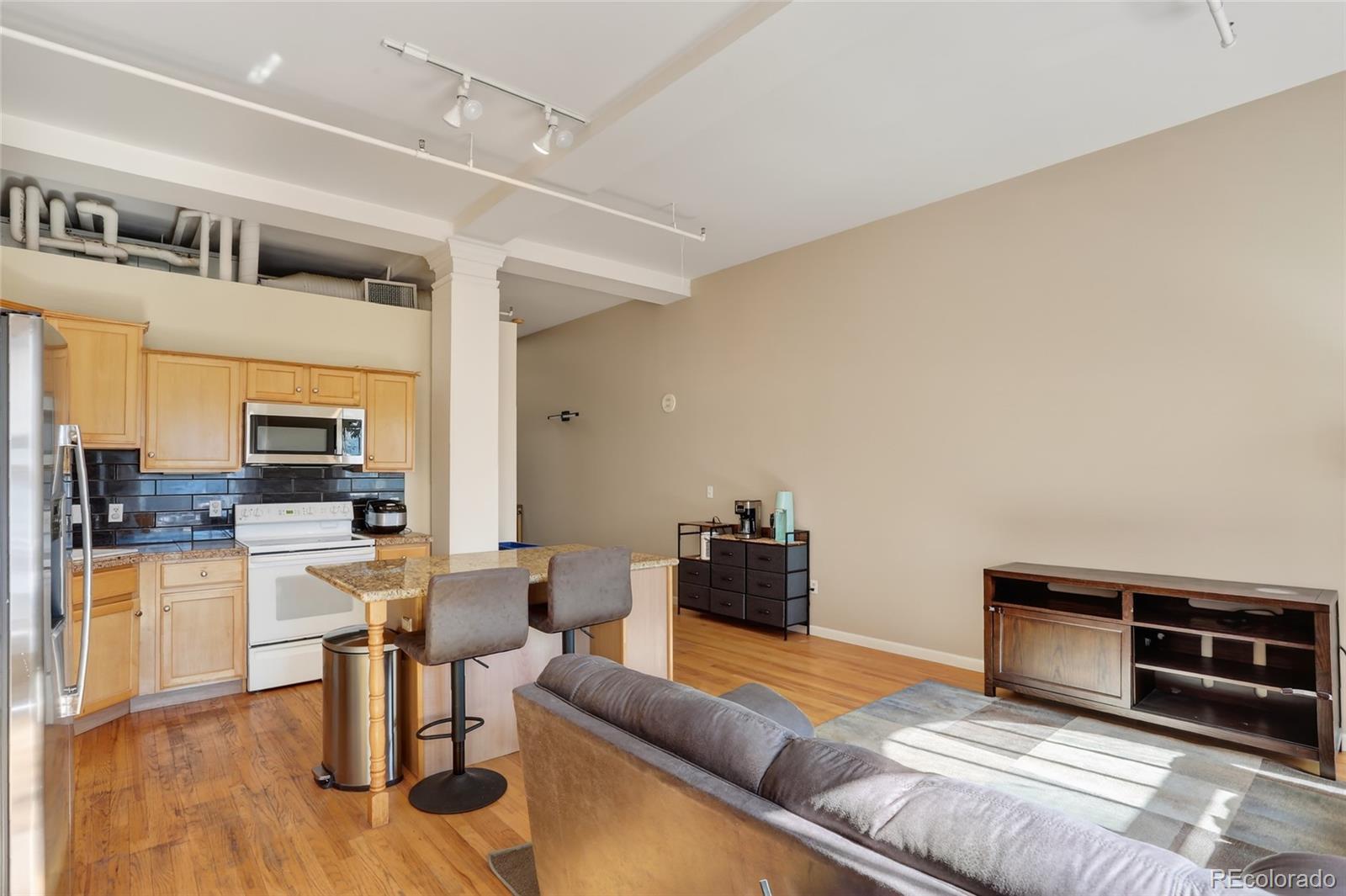MLS Image #16 for 1555  california street 602,denver, Colorado