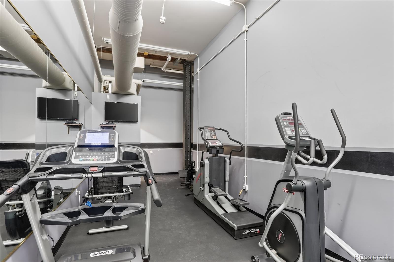 MLS Image #22 for 1555  california street 602,denver, Colorado