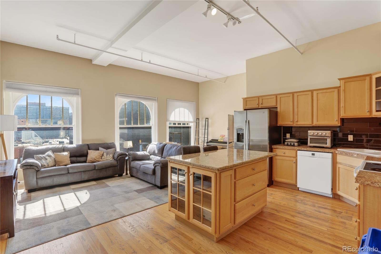 MLS Image #23 for 1555  california street 602,denver, Colorado