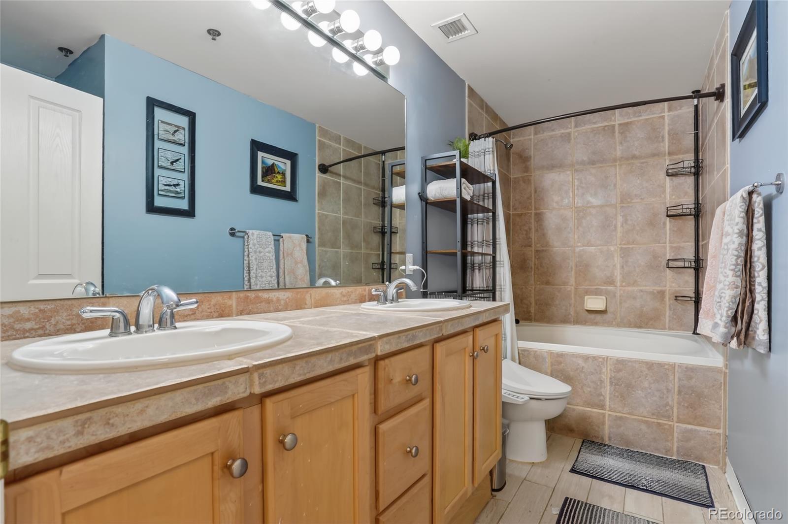MLS Image #7 for 1555  california street 602,denver, Colorado
